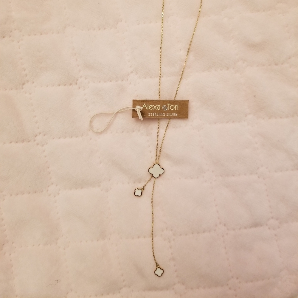 Alexa & Tori necklace clover white